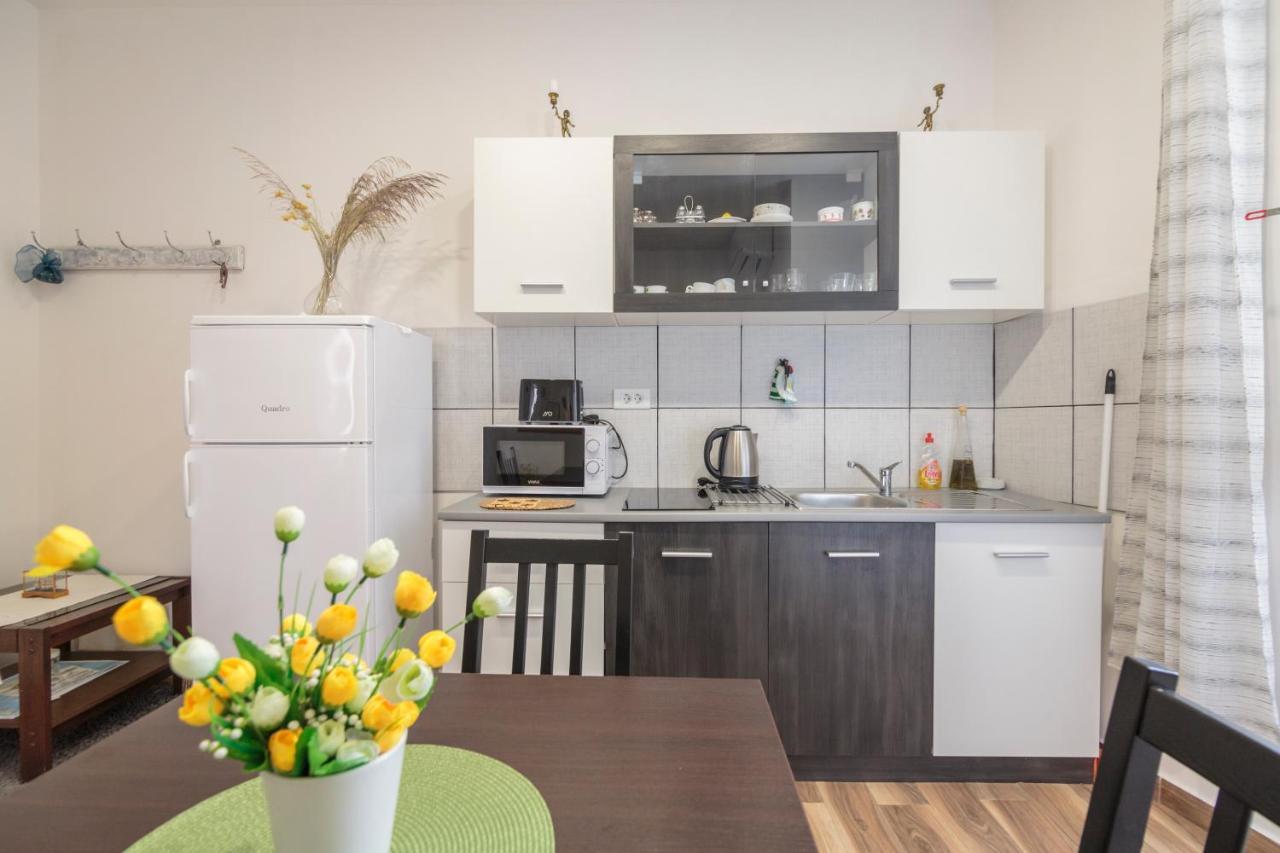 Apartment Esa Komiža Extérieur photo