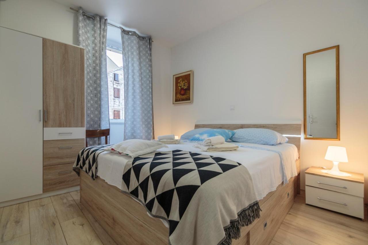 Apartment Esa Komiža Extérieur photo